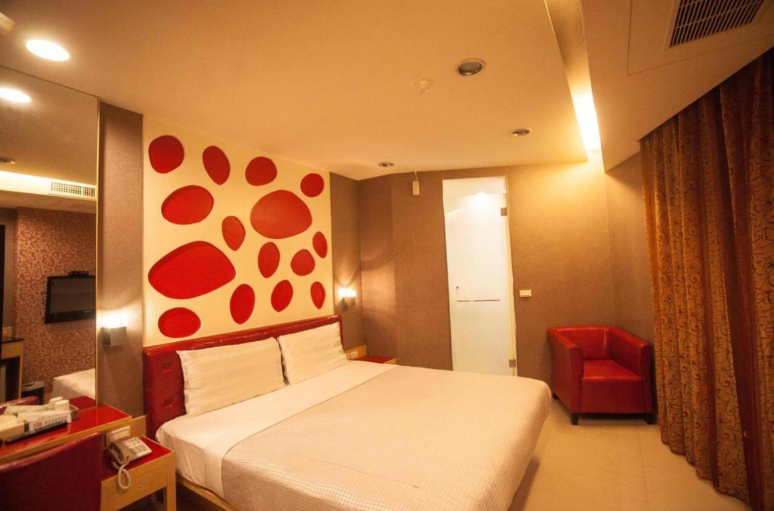 Love Hotel Pingtung Eksteriør bilde